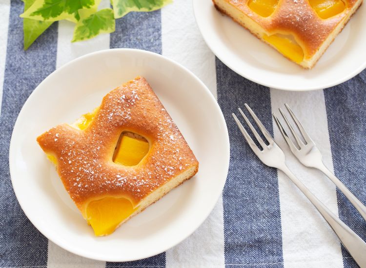 Gâteau au yaourt et à la mangue